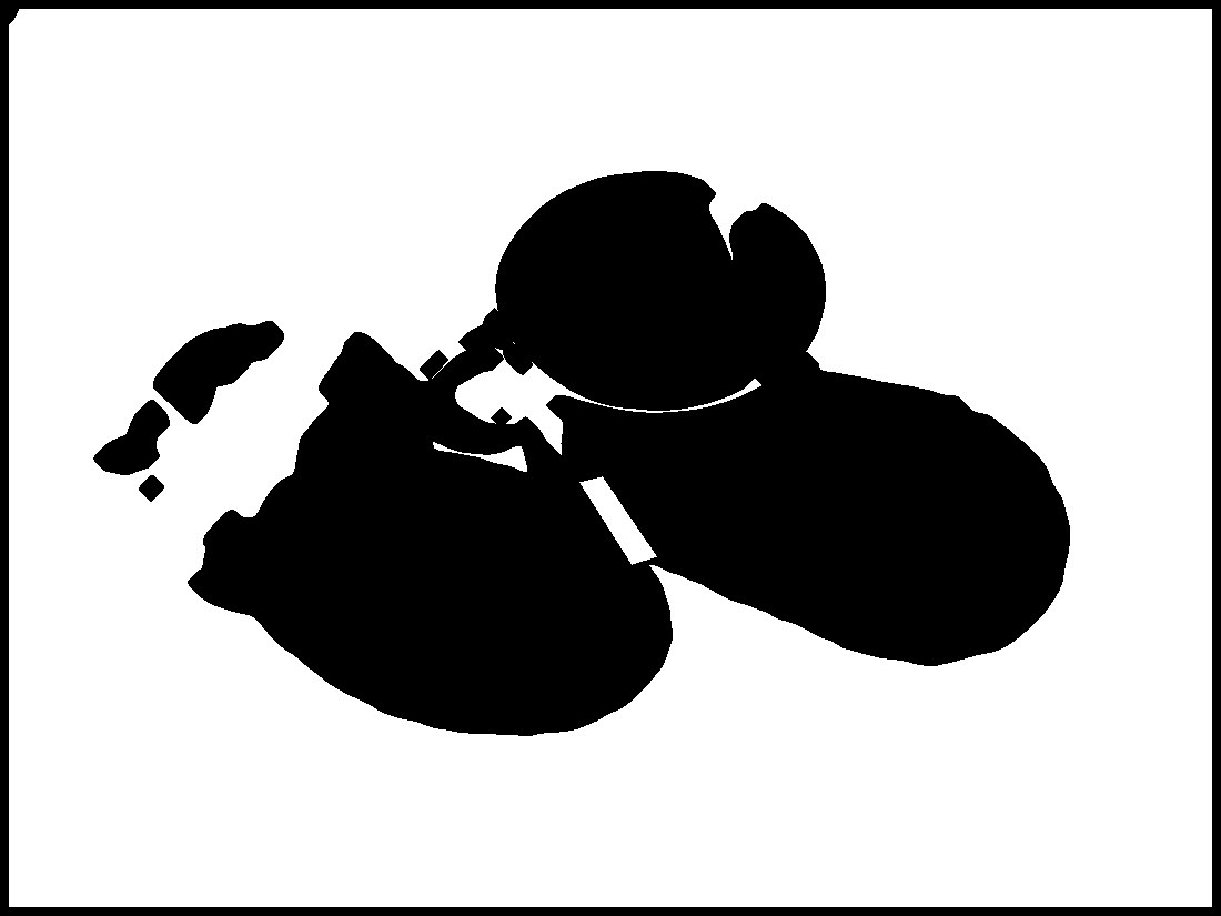 Field mask 1: the apple’s lit side wrongly counted as field.